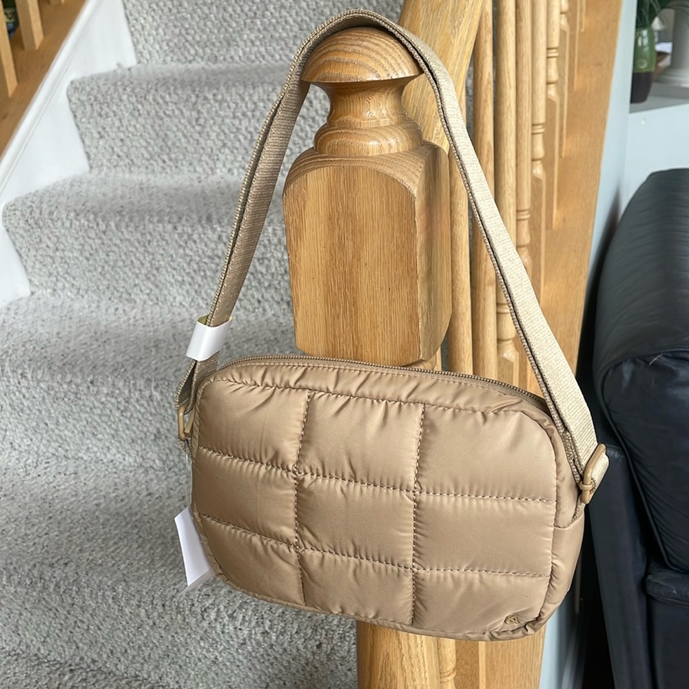 Lou & Grey Quilted Crossbody Bag